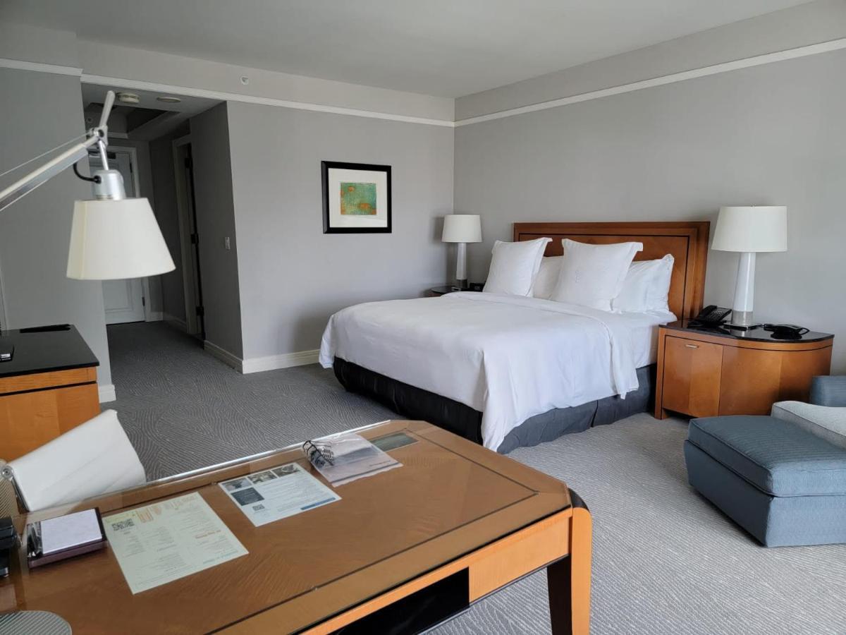 Four Seasons Suite Майами Экстерьер фото