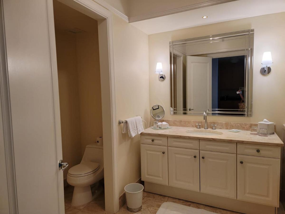 Four Seasons Suite Майами Экстерьер фото